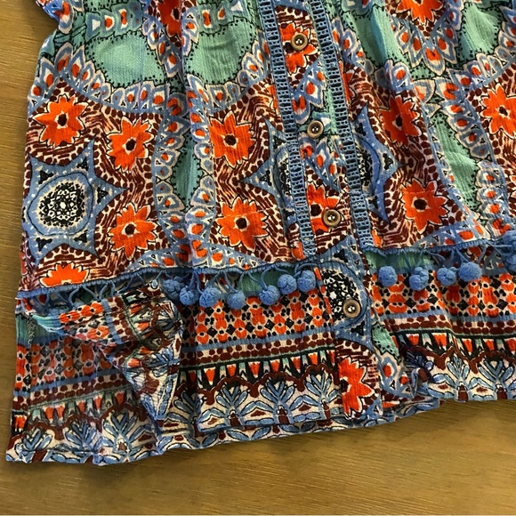 Darling Sleeveless Floral Summer Top by Democracy - Picture 3 of 11